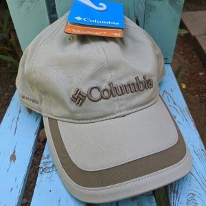 NWT Columbia hat